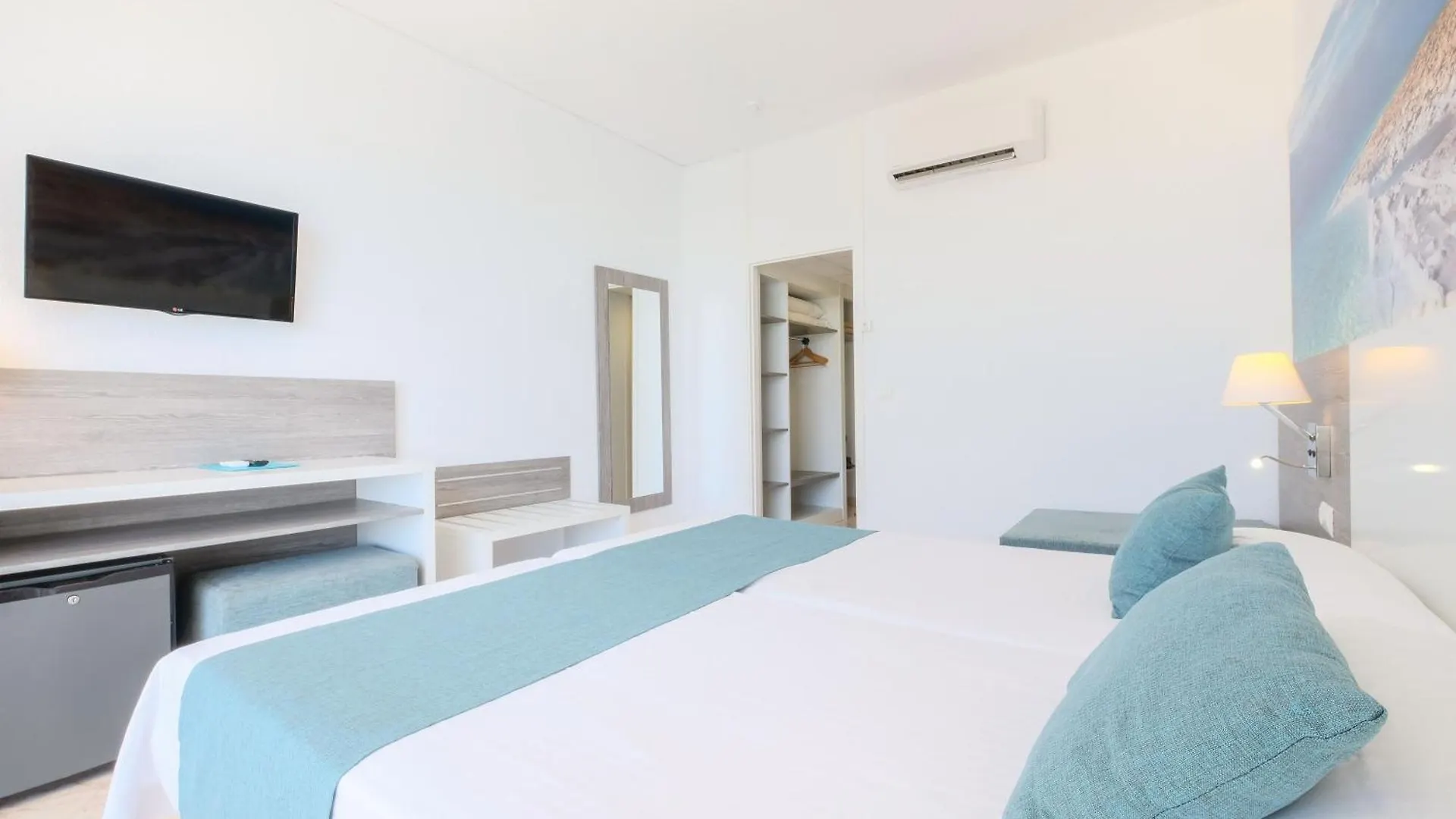 Azuline Hoteles Mar Amantis & II San Antonio  3*, San Antonio (Ibiza) Španělsko